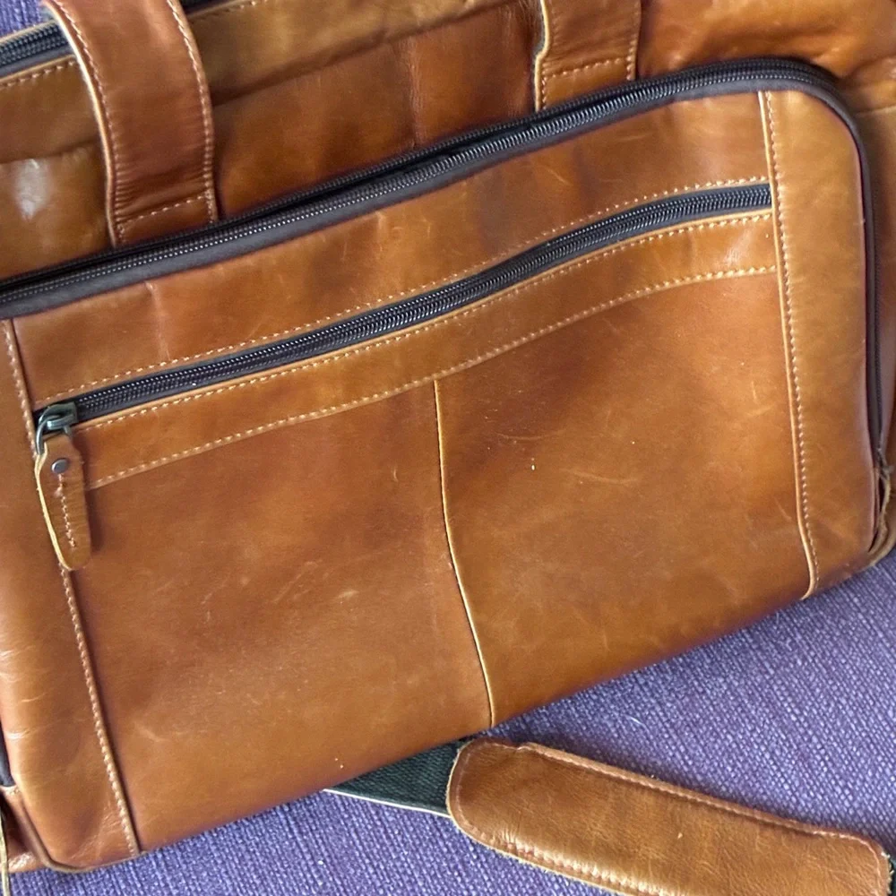 Scraften  Men's Genuine Leather Vintage Briefcase
